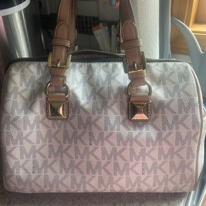 Michael kors handbag